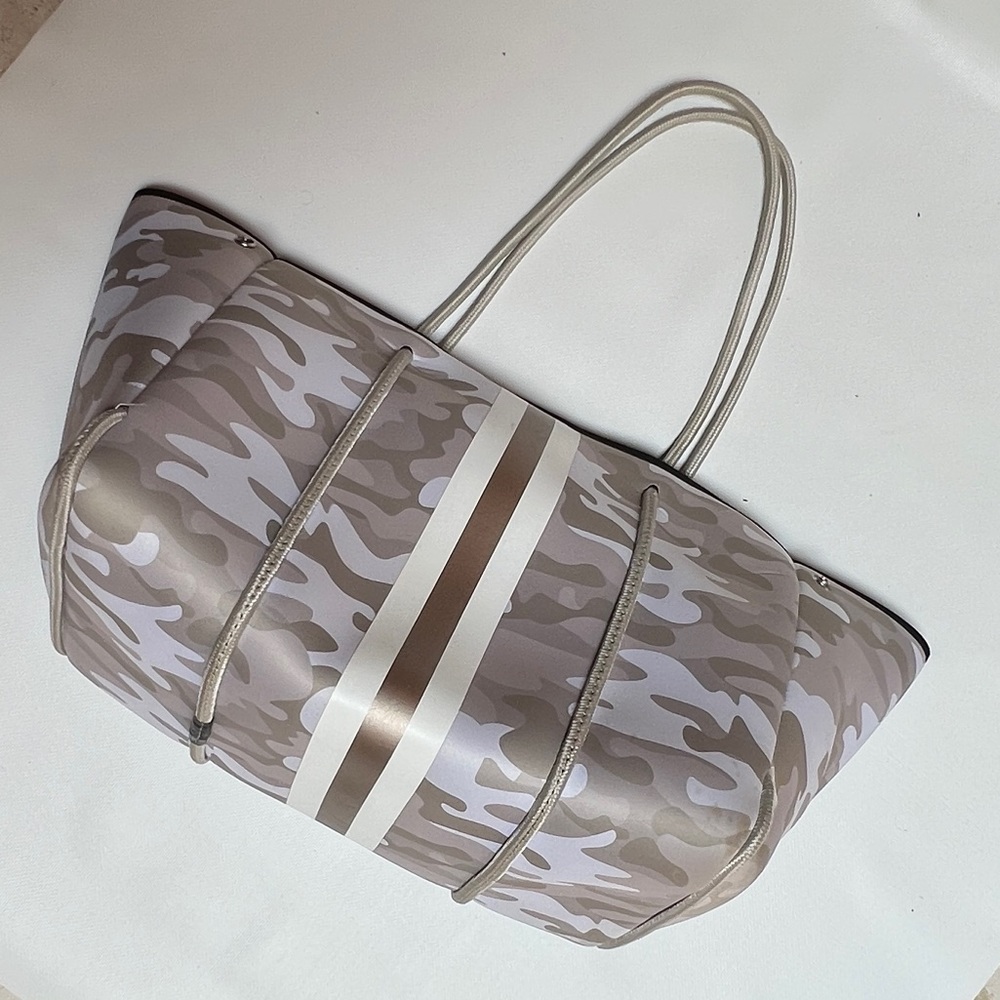 Haute Shore - Greyson Soho Neoprene Tote Bag - like new